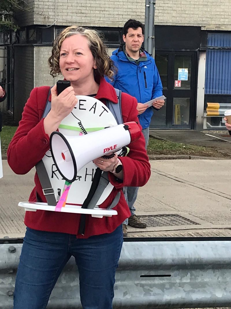 Cllr Ruth Smith speaking at the rally outside Witney Sewage Treatment Works, March 2022